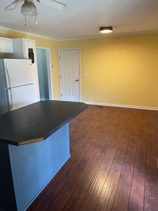 Photo - 1400 Vestal Rd