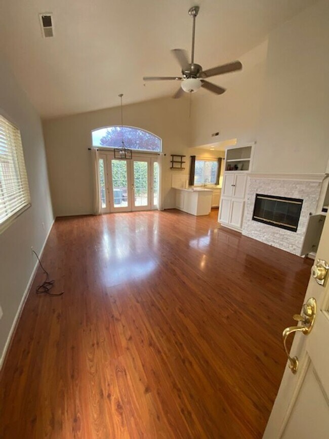 Photo - LAS PALMAS II 3 BED/ 2 BATH HOUSE FOR RENT