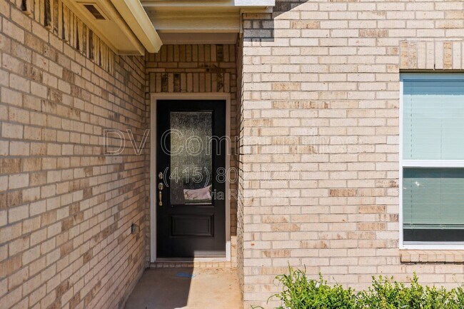 Photo - 1712 Amaranth Ln