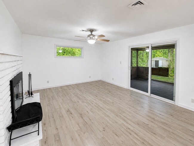 Photo - 553 Fernwood Farms Rd