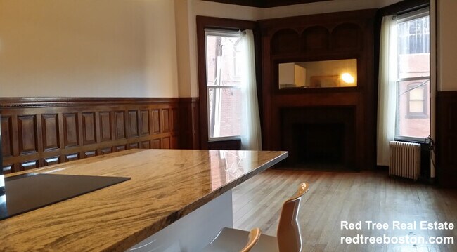 Photo - 849 Beacon St Unit 2