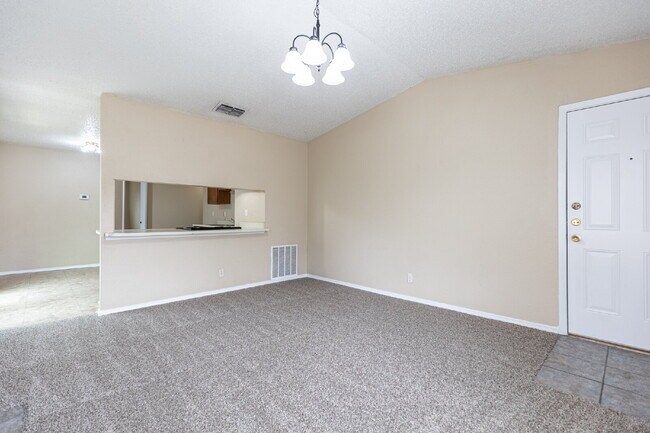 Photo - 9643 Bratton Dr