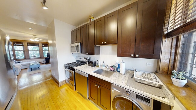 Photo - 3610 N Bosworth Ave