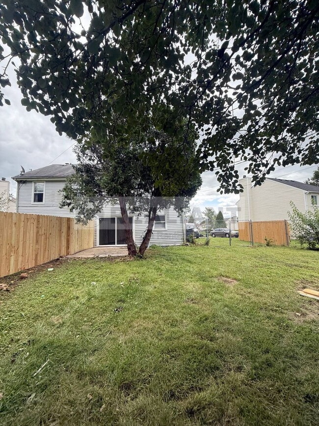 Photo - 3107 Glenridge Cir