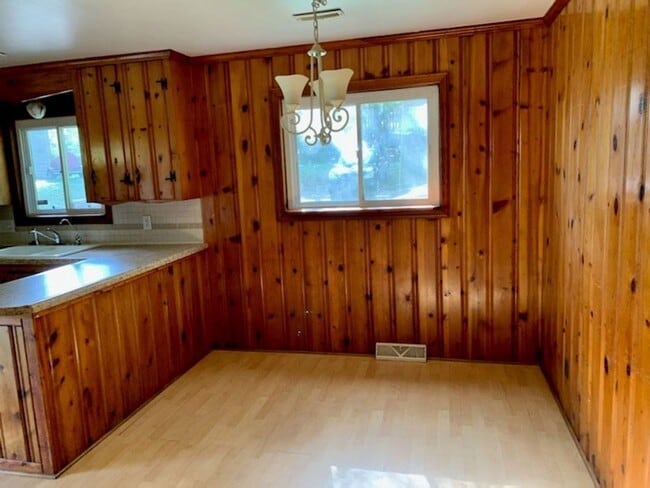 Photo - Adorable Washington Park Cottage!