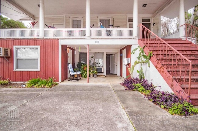 Photo - Midtown Studio in Historic House