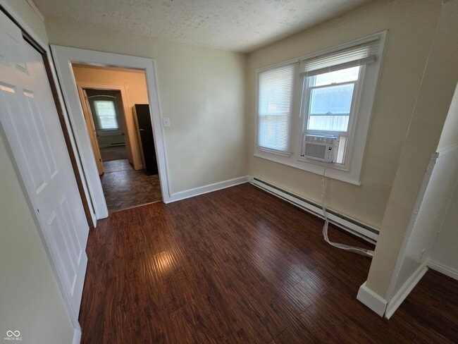 Photo - 2340 Calhoun St