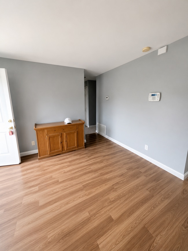Photo - 713 St Martin Dr