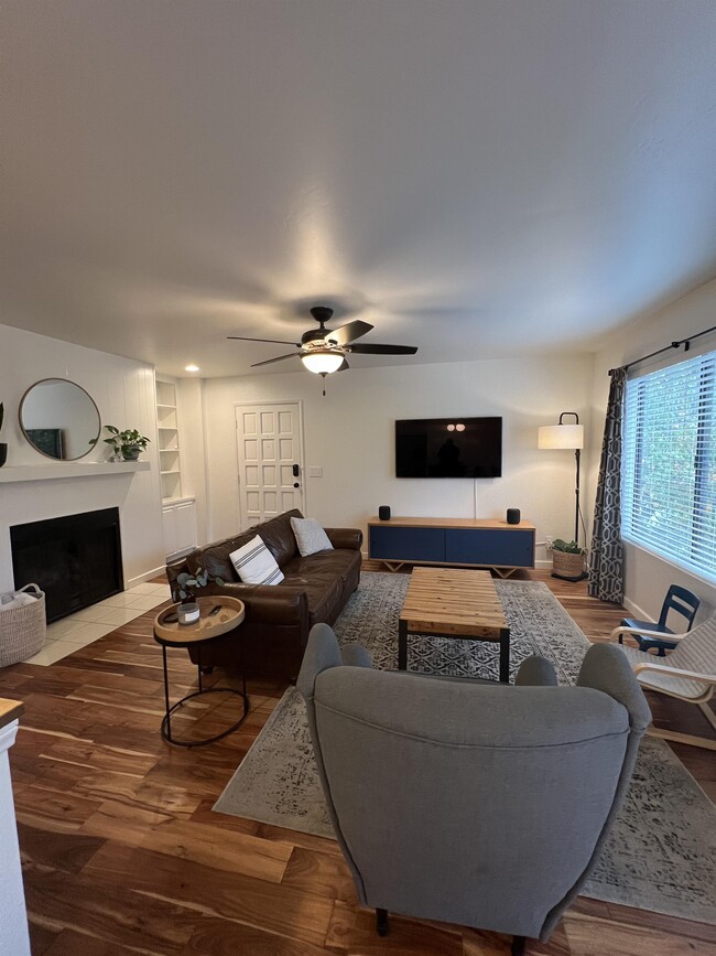 Photo - 5025 Collwood Way Townhome