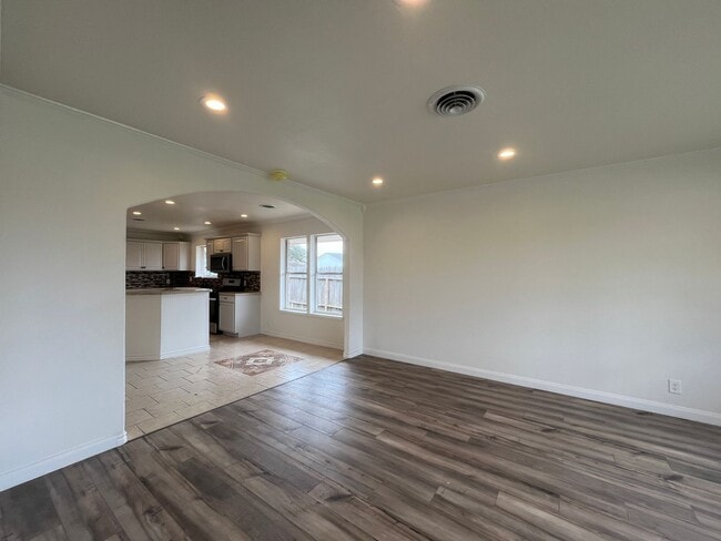 Photo - 3 Bedroom 2 Bath in Hopper Subdivision