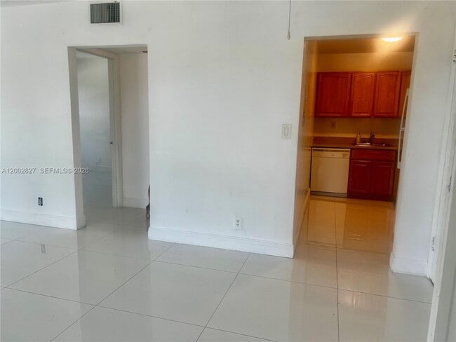 Photo - 405 S Pine Island Rd Unit 403D