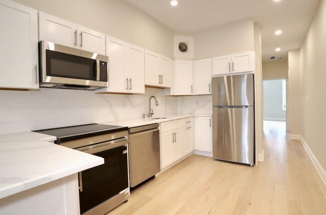 Photo - 931 Park Ave