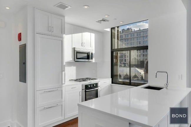 Photo - 1182 Broadway Ave