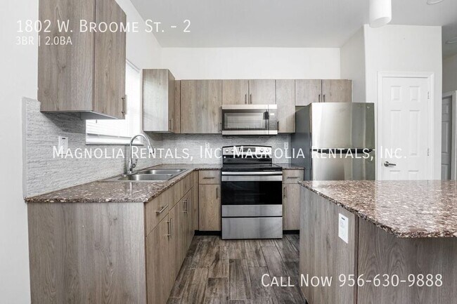 Photo - 1802 W Broome St Unit 2