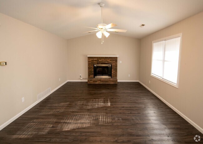 Building Photo - 130 Pierre Pl Unit 130 Rental