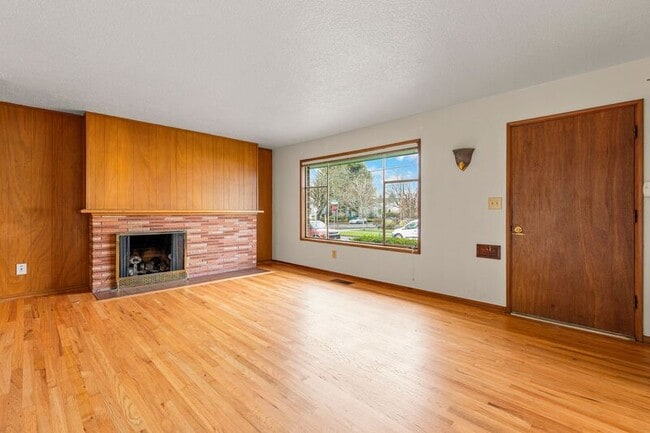 Photo - 3930 N Kilpatrick St