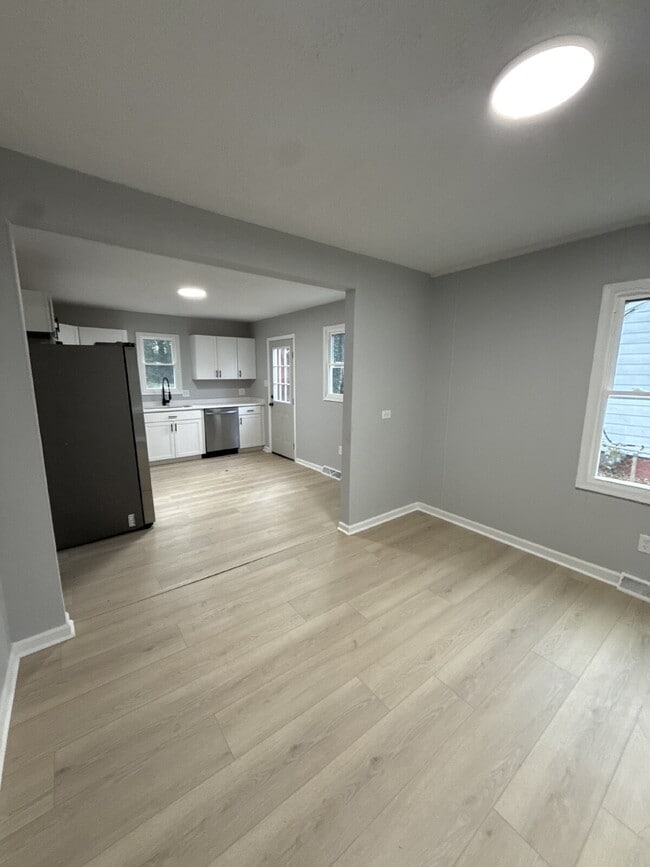 Photo - 3 bedroom / 2 Bathroom Perrymont / Sandusk...