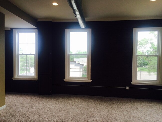 Photo - 133 S Main St Unidad 133 South Main Apartment B