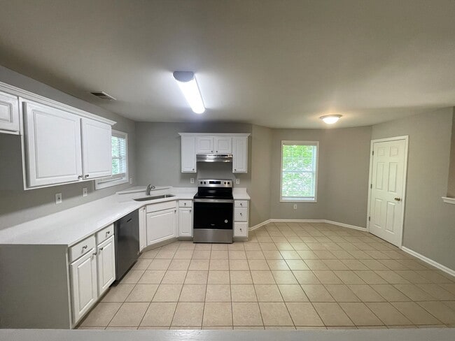 Photo - Renovated 3br House in East Athens
