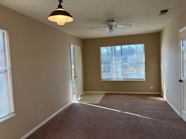 Photo - 2 bedroom 1 bath duplex unit off St Marys Road