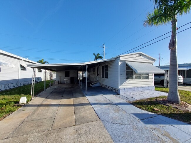 Building Photo - 1009 49th Avenue Dr W Rental