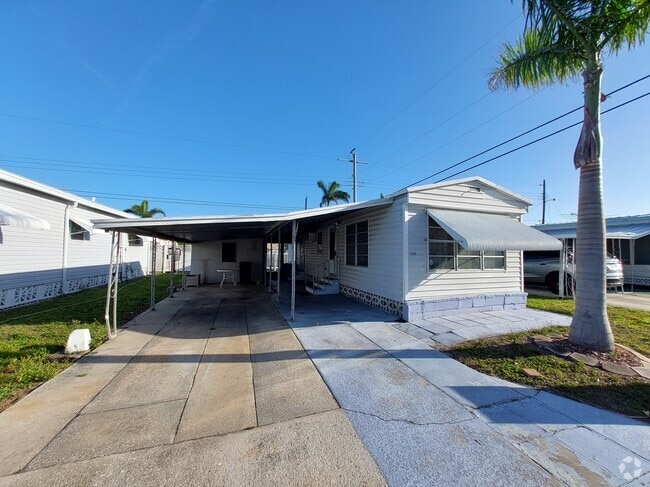 Building Photo - 1009 49th Avenue Dr W Rental