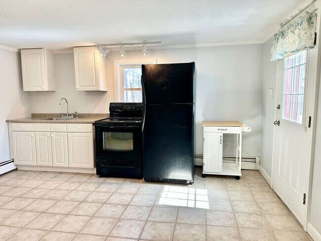Photo - Move in Ready 1 Bedroom Unidad Winter St Rental