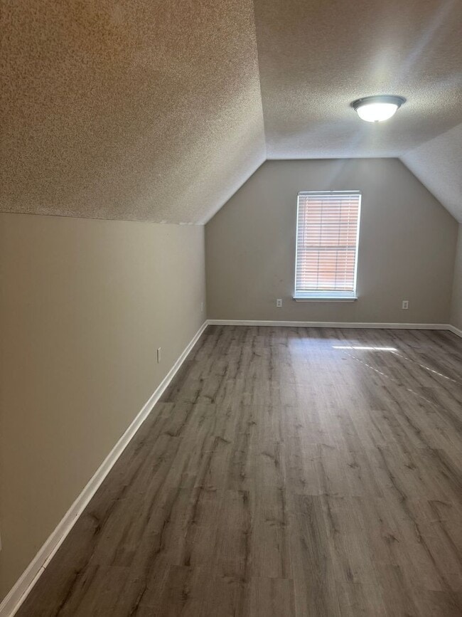 Photo - Great Price and location!