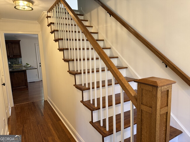 Photo - 1610 Old Mill Crossing NE