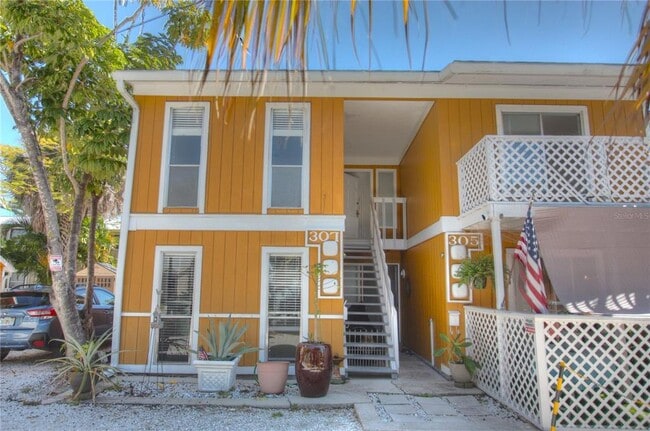 Building Photo - 307 S Osprey Ave Rental