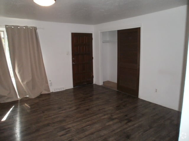 Building Photo - 9852 W 22nd Pl Unit 9852 Rental