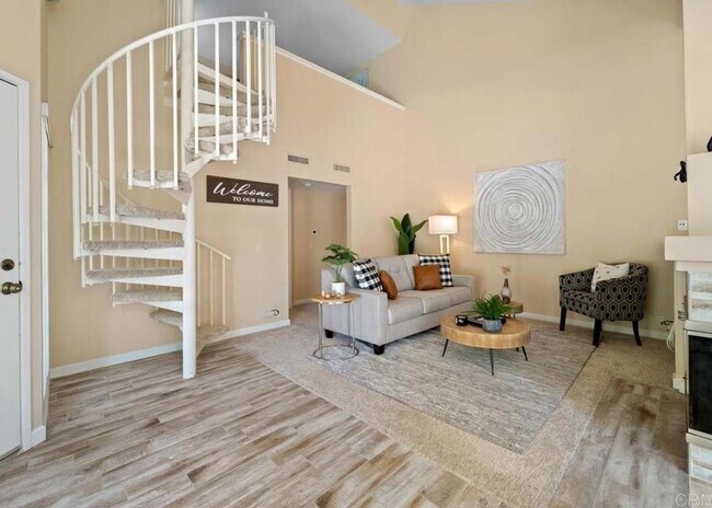7319 Calle Cristobal