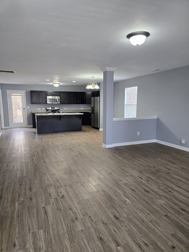 Photo - 912 Sherman St