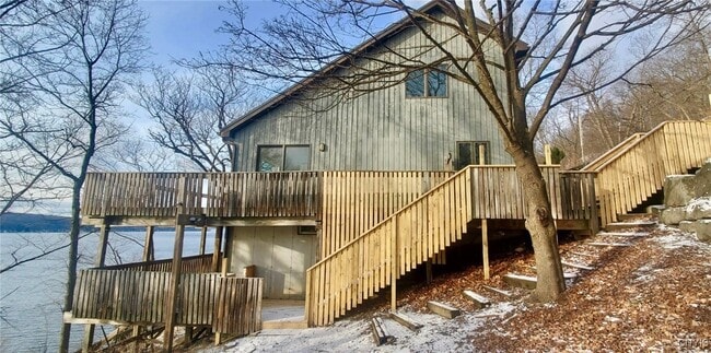 Building Photo - 1308 E Shore Dr