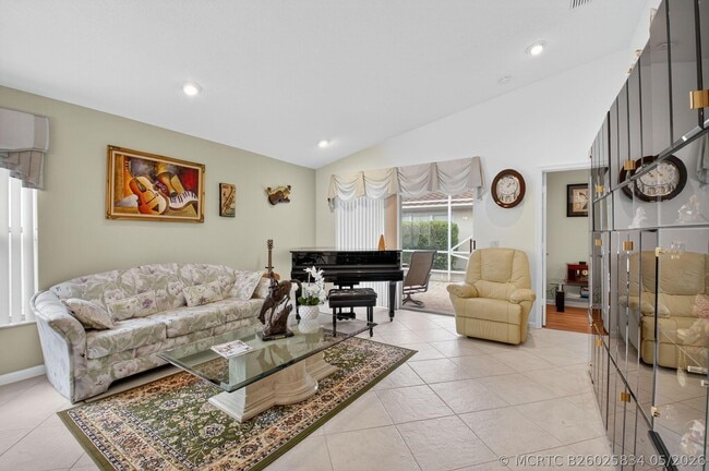 7470 Chorale Rd