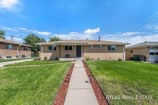 Photo - 7472 Beach Ct