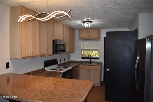 Photo - 3613 E 14th St