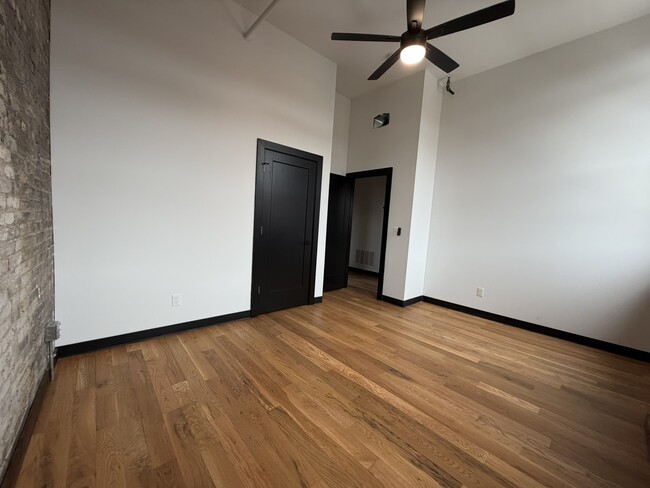 Photo - 2017 Chouteau Ave Unit 202
