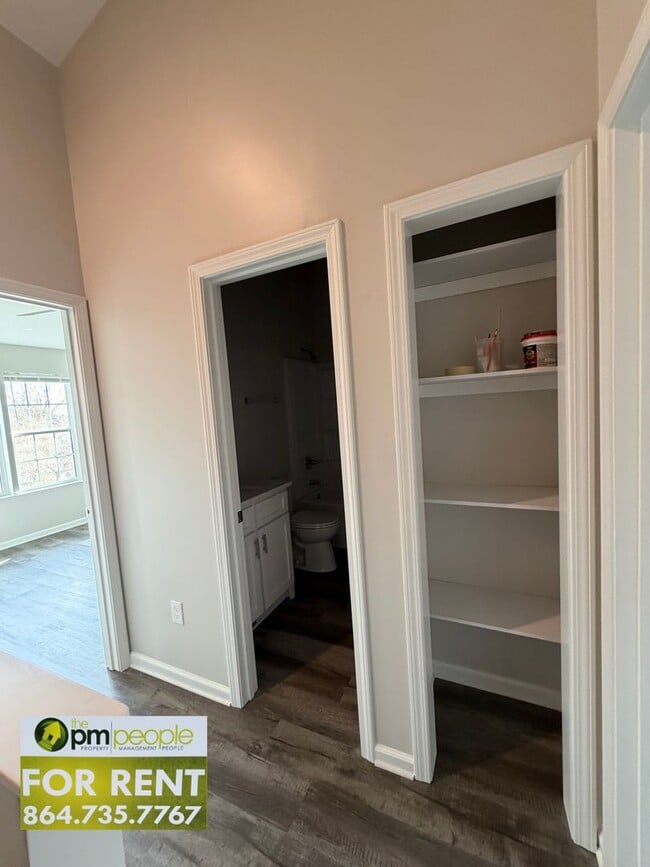 Photo - 10 Pointer Ln Unit Pointer Ln 10B