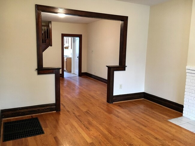 Photo - 431 Tompkins Unit 433