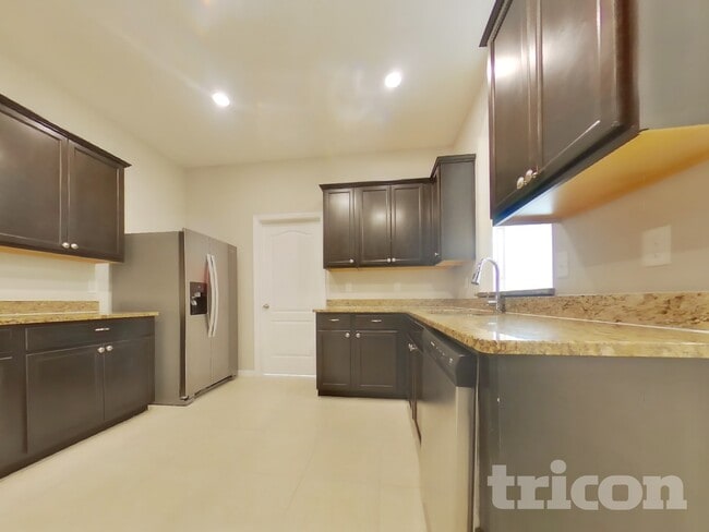 Photo - 1660 Luft Ln