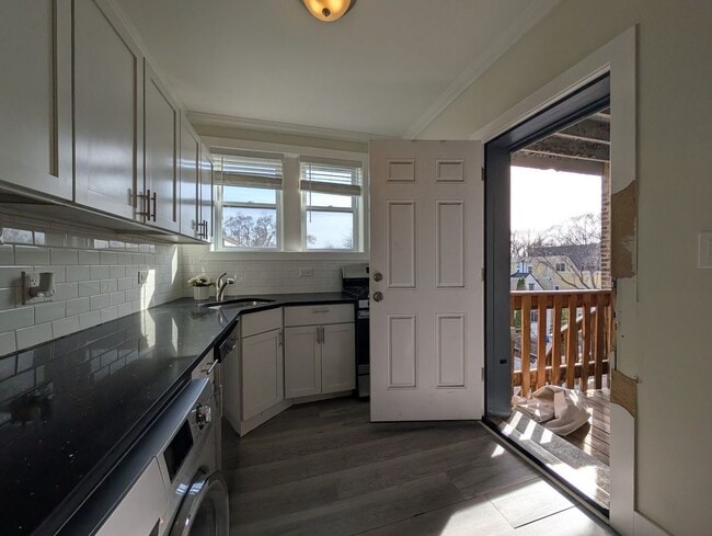 Photo - 3819.5 Greenview, Unit 2W Unit 2W