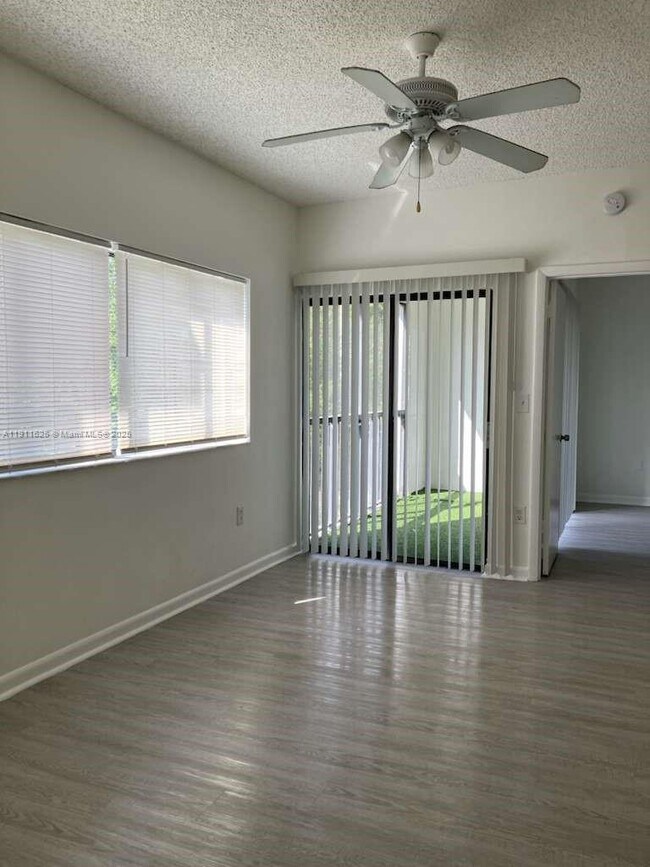 Photo - 2445 SW 18th Terrace Unit 106