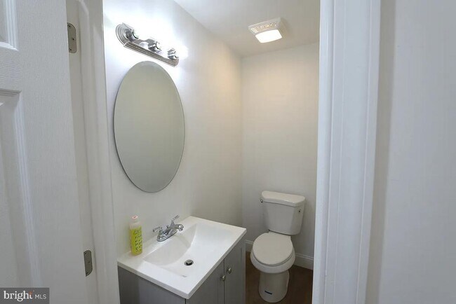 Photo - 2420 N Reese St