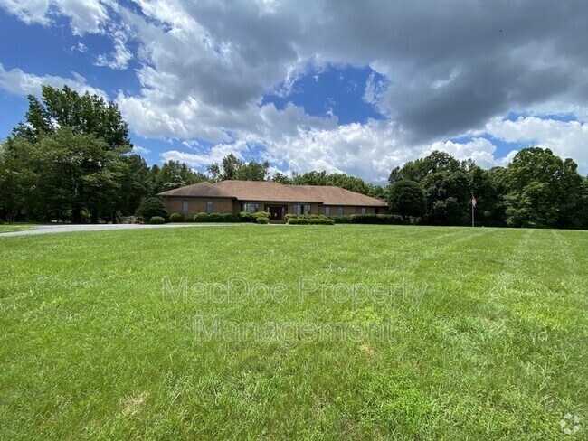 Building Photo - 11225 N Club Dr Rental