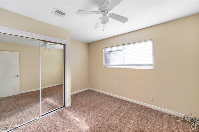 Building Photo - 1412 S 16th St Rental