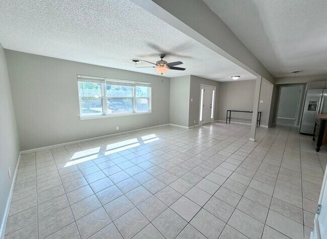 Photo - 1005 Idlewood Ave