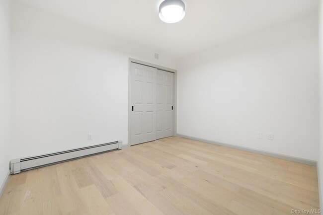 Photo - 7 N Dearman St