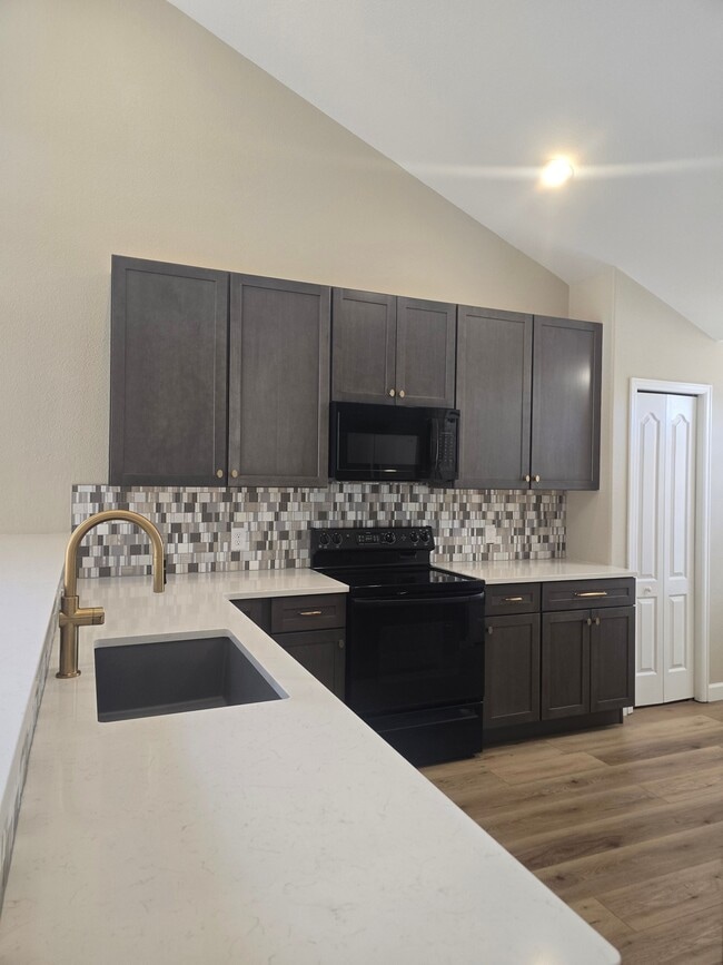 Photo - 401 Sand Cliff Ct