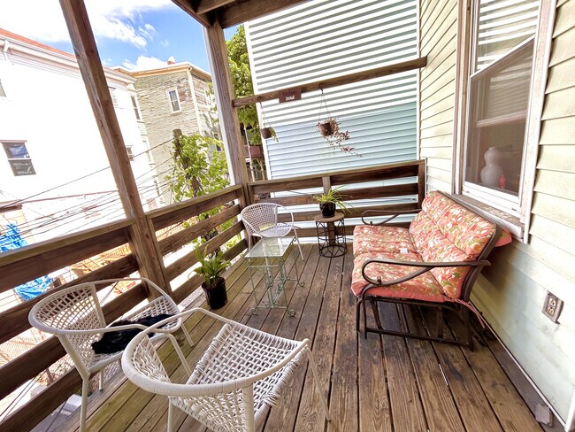 Photo - 2 Buttonwood St Unit 2 – 2 Buttonwood St (JFK/UMass)